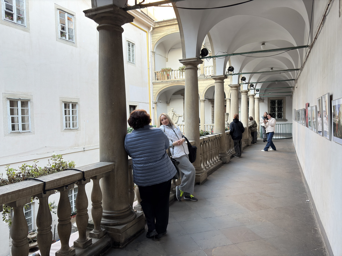 Picture Ukraine Lviv 2024-10 70 - Savings Lviv