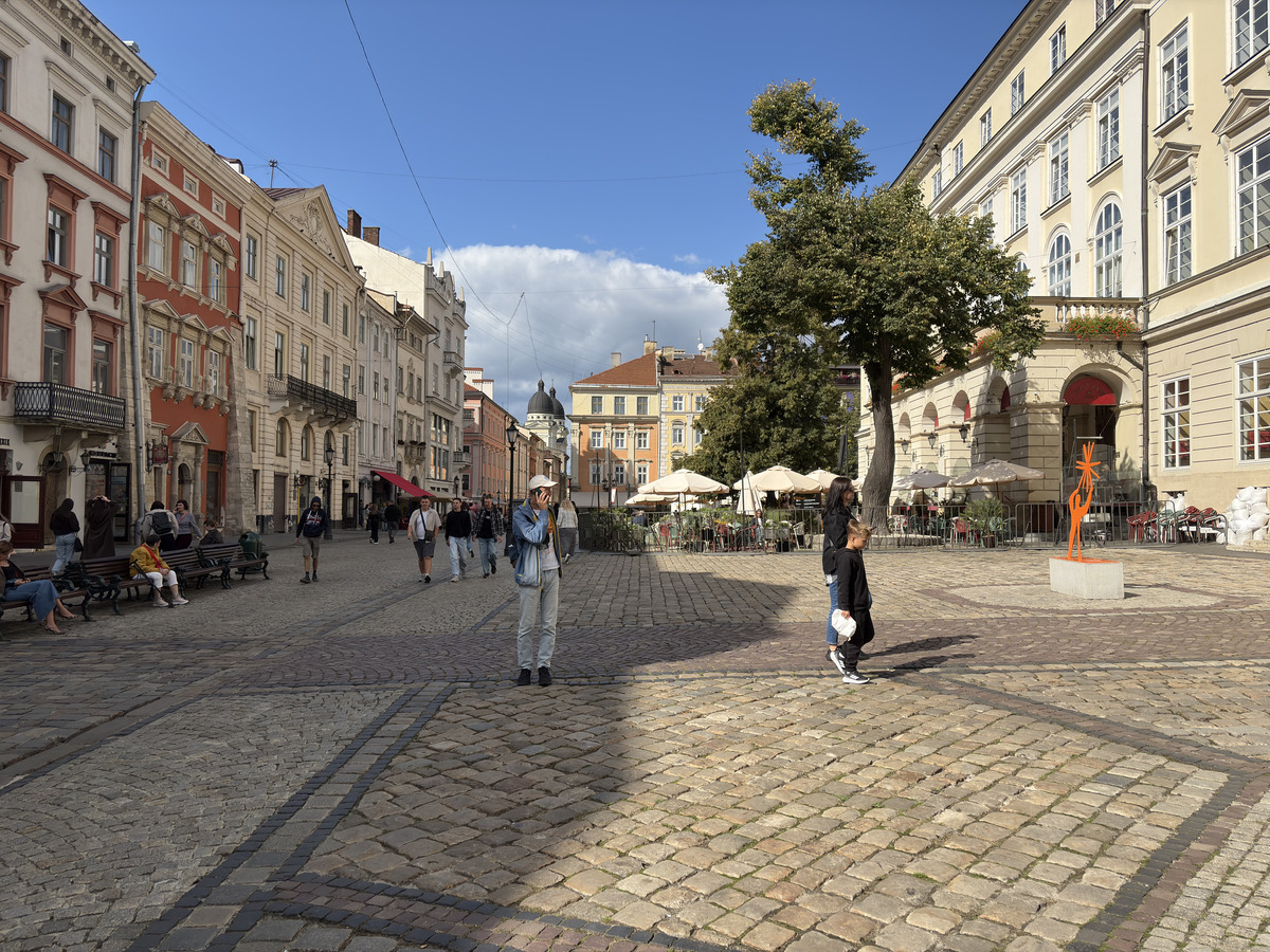 Picture Ukraine Lviv 2025-09 92 - Room Lviv