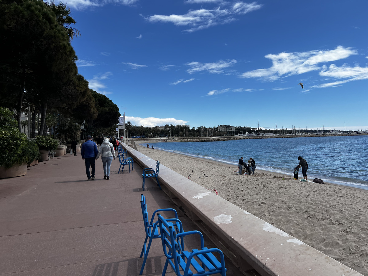 Picture France Cannes 2024-04 20 - Lakes Cannes
