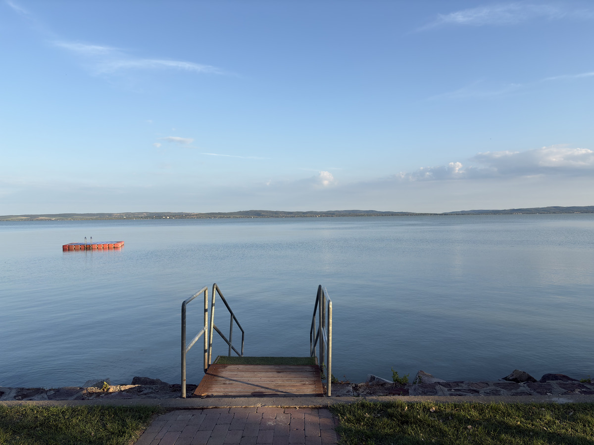 Picture Hungary Balaton Lake 2025-09 6 - Waterfalls Balaton Lake