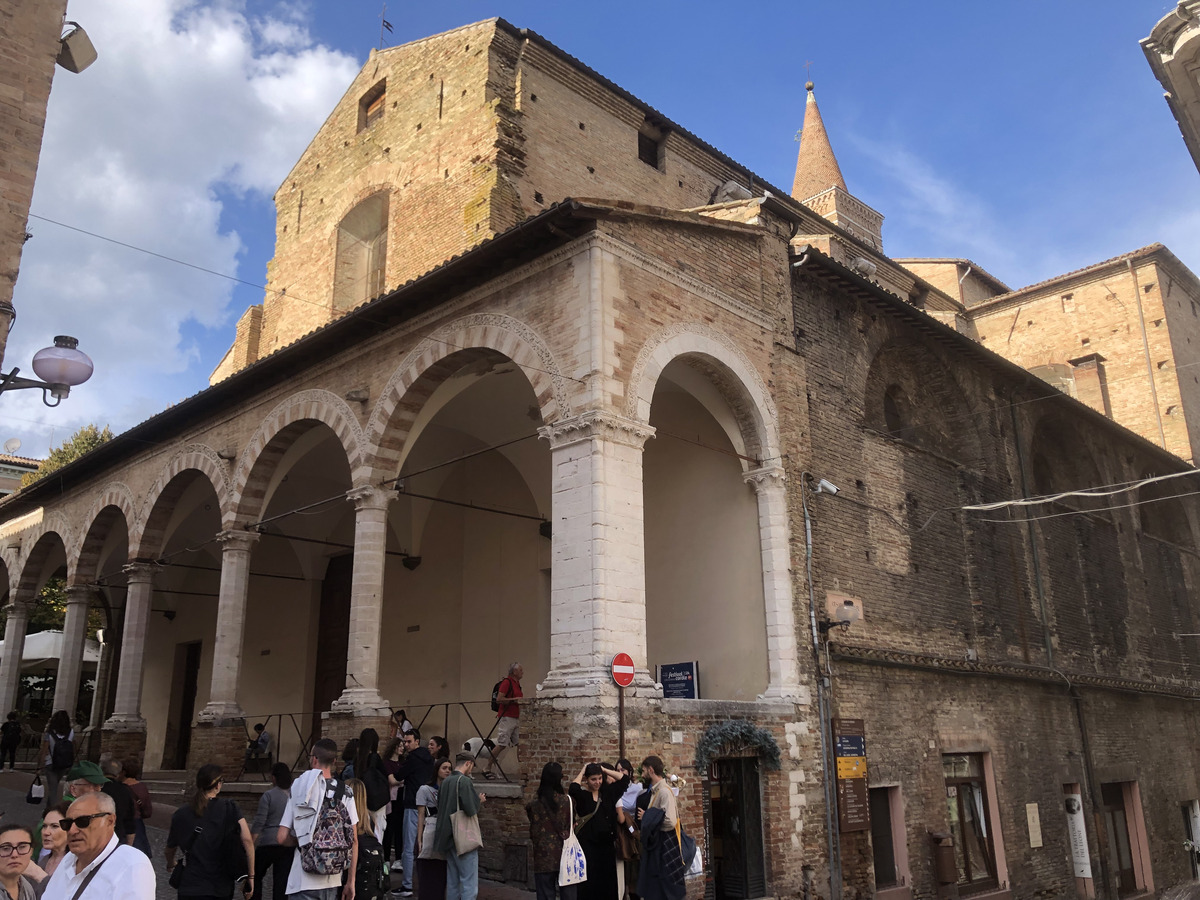 Picture Italy Urbino 2024-09 169 - French Restaurant Urbino