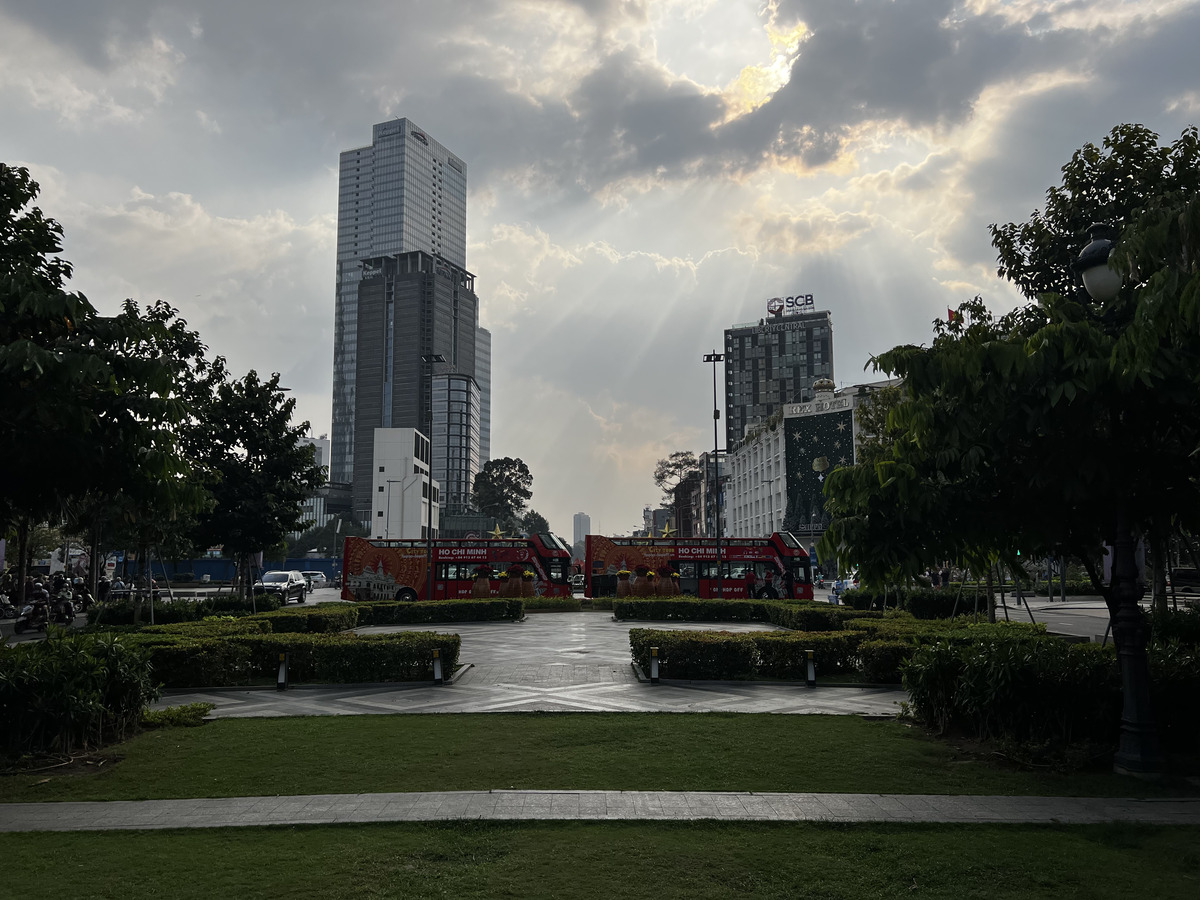 Picture Vietnam Saigon 2024-01 21 - Rentals Saigon