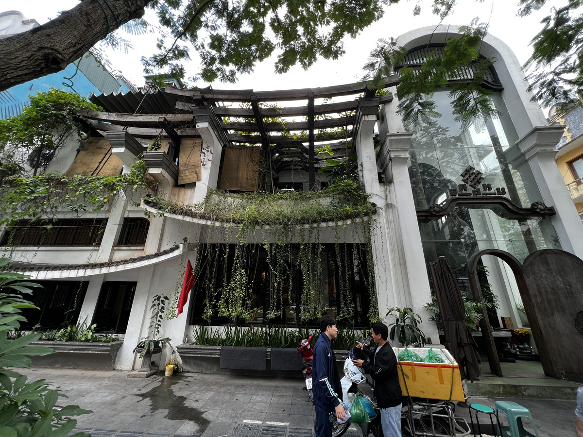Picture Vietnam Hanoi Sadhu Vegetarian Restaurant 2024-01 22 - Weather Sadhu Vegetarian Restaurant