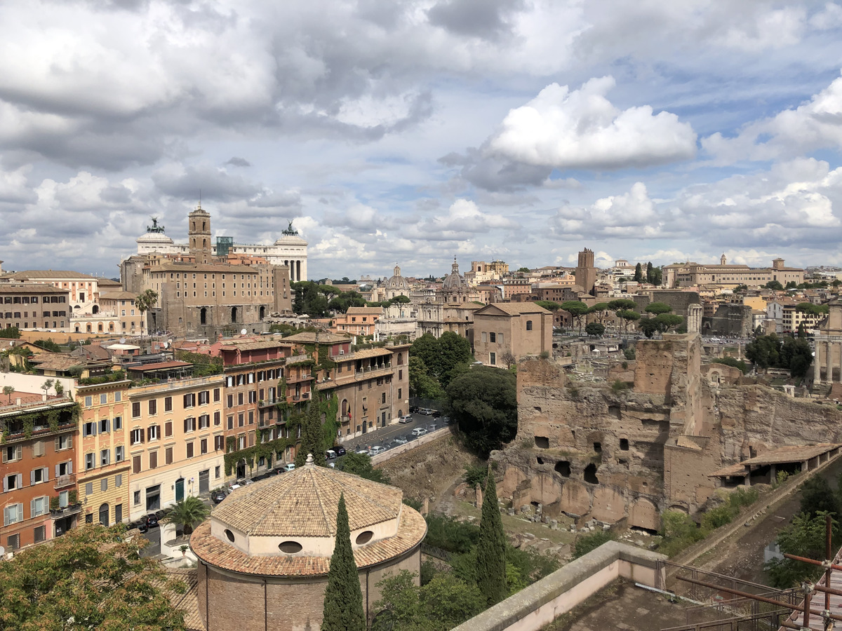 Picture Italy Rome Roman Forum 2024-09 11 - Resorts Roman Forum