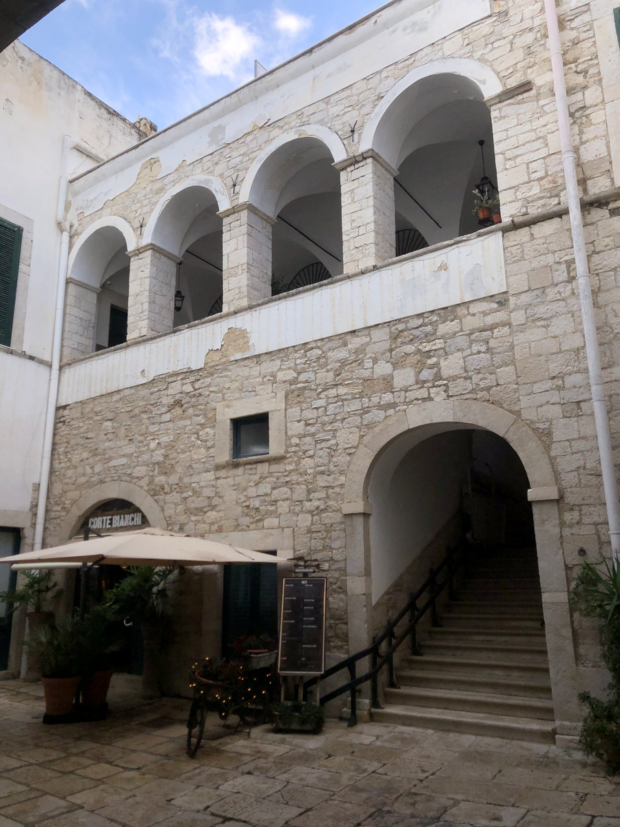 Picture Italy Trani 2024-09 34 - Rain Season Trani