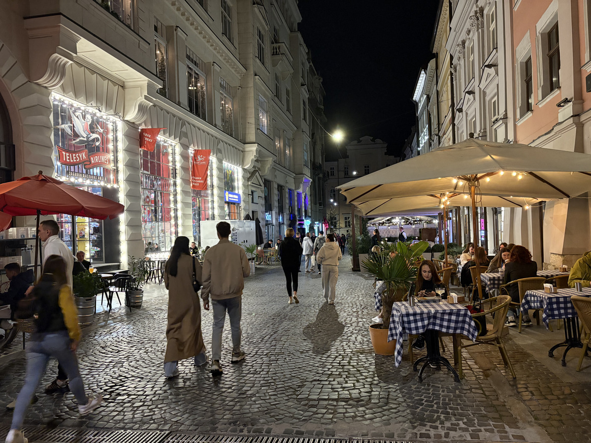 Picture Ukraine Lviv 2024-10 599 - Restaurants Lviv