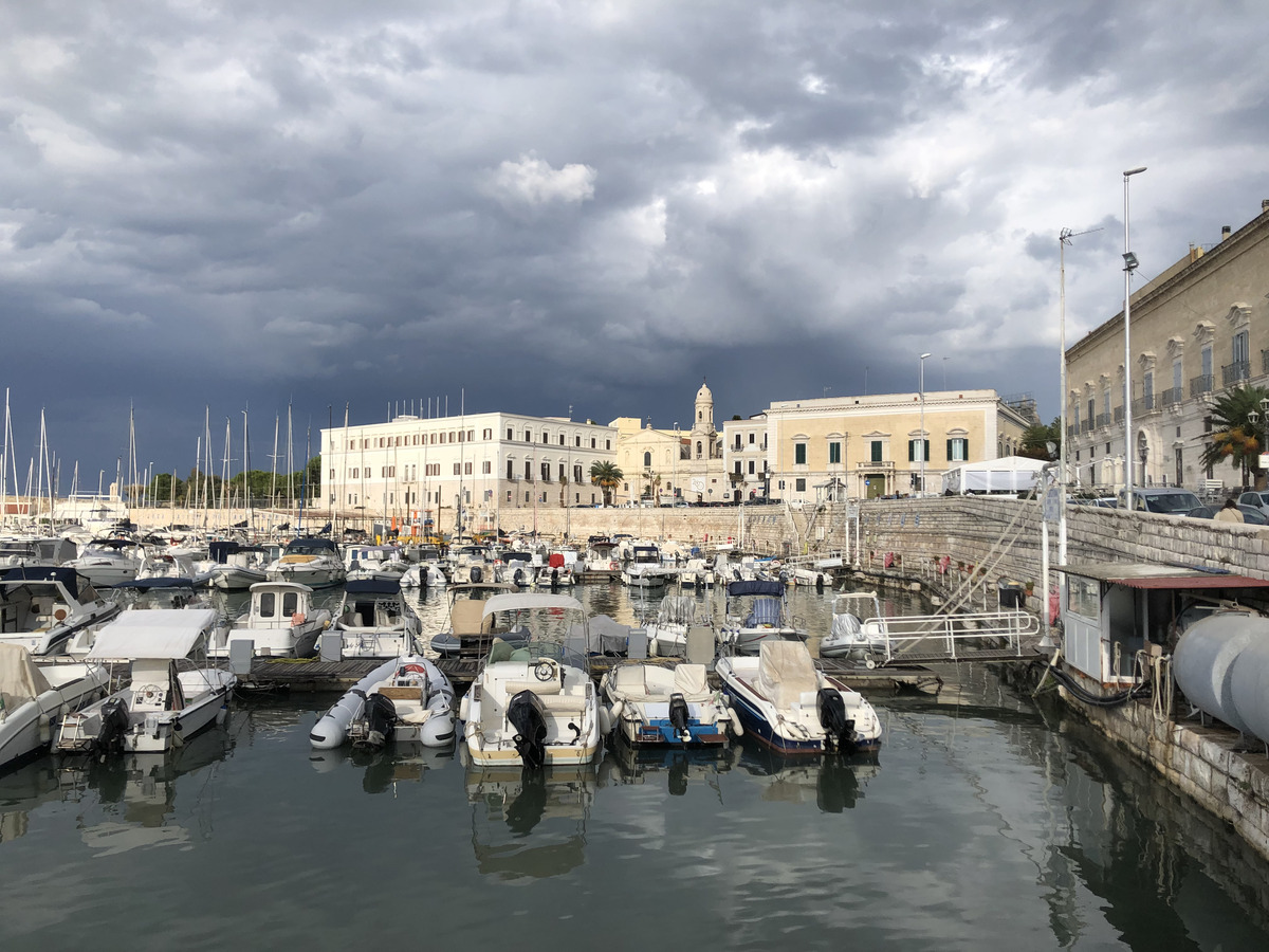 Picture Italy Trani 2024-09 70 - Cost Trani