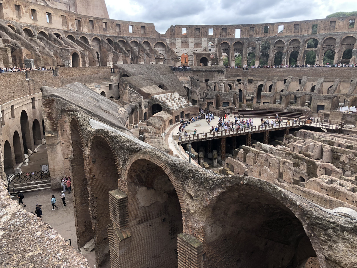 Picture Italy Rome The Colosseum 2024-09 49 - Walking Street The Colosseum