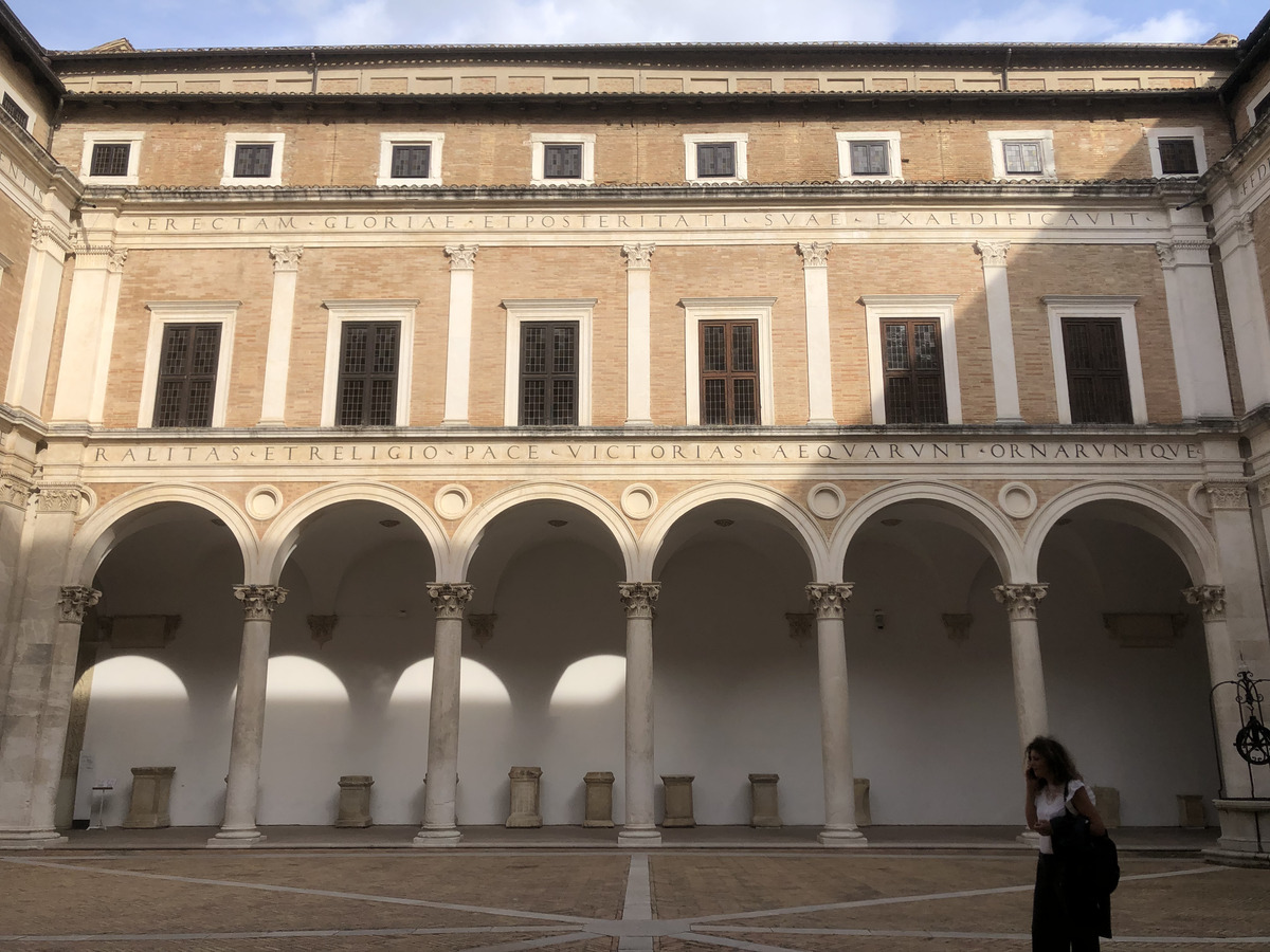 Picture Italy Urbino 2024-09 500 - Hot Season Urbino