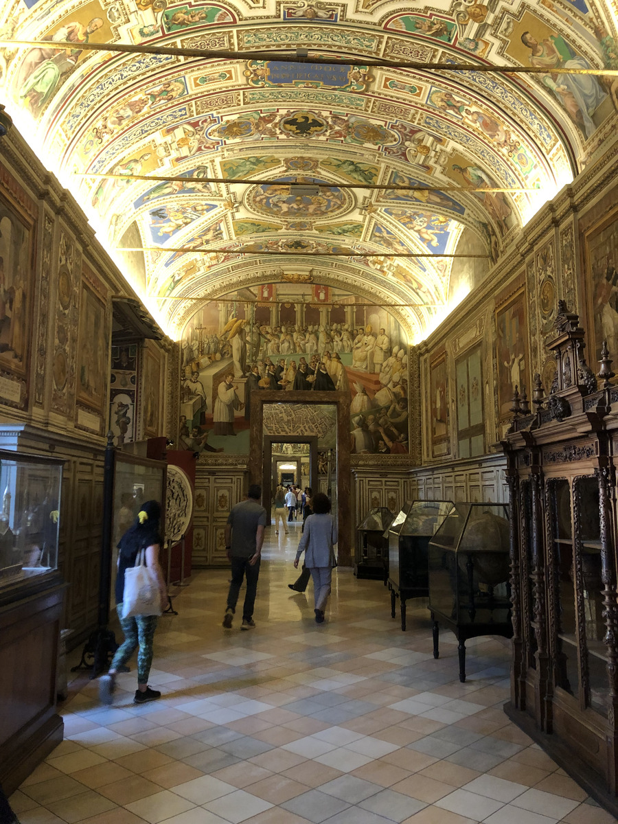 Picture Italy Rome Vatican Museum 2024-09 400 - To see Vatican Museum