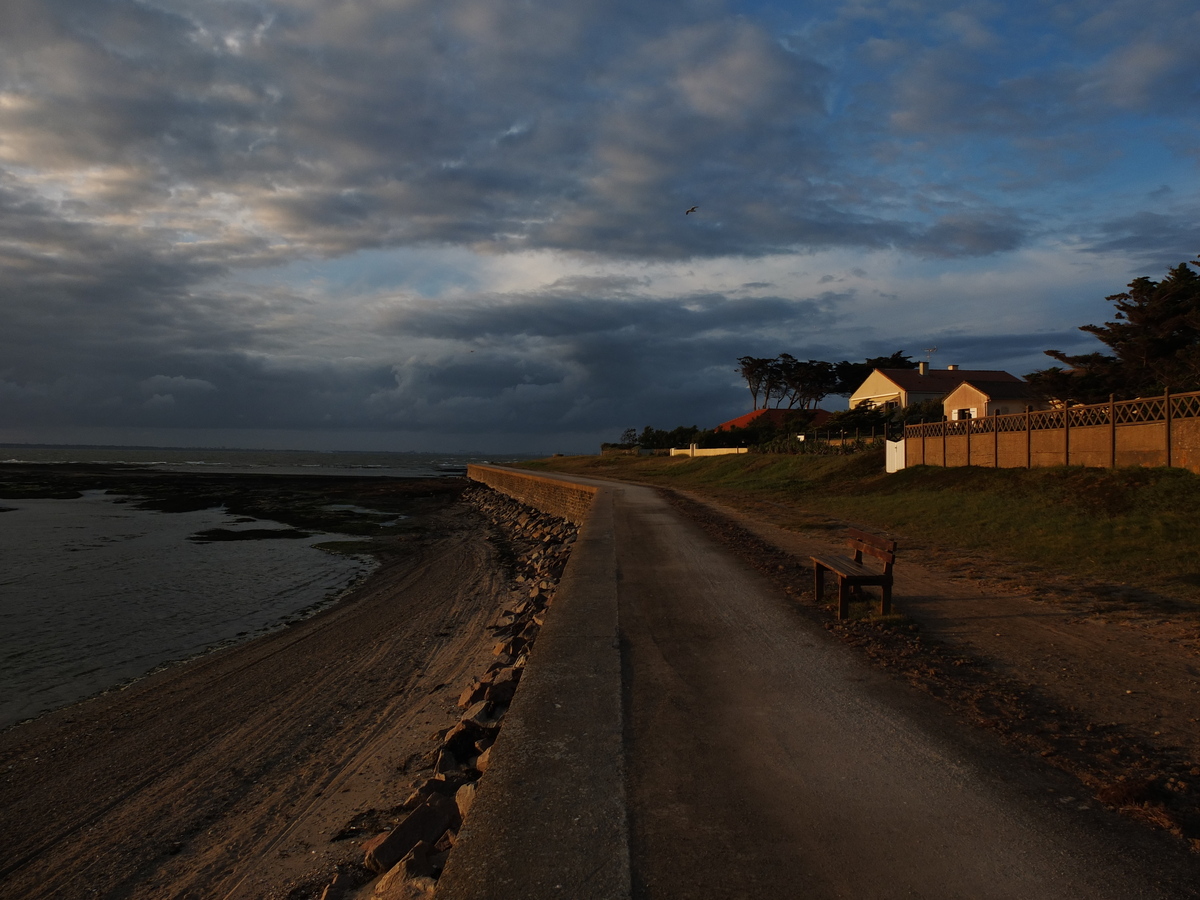 Picture France La Plaine sur mer Sunset 2012-08 10 - City View Sunset