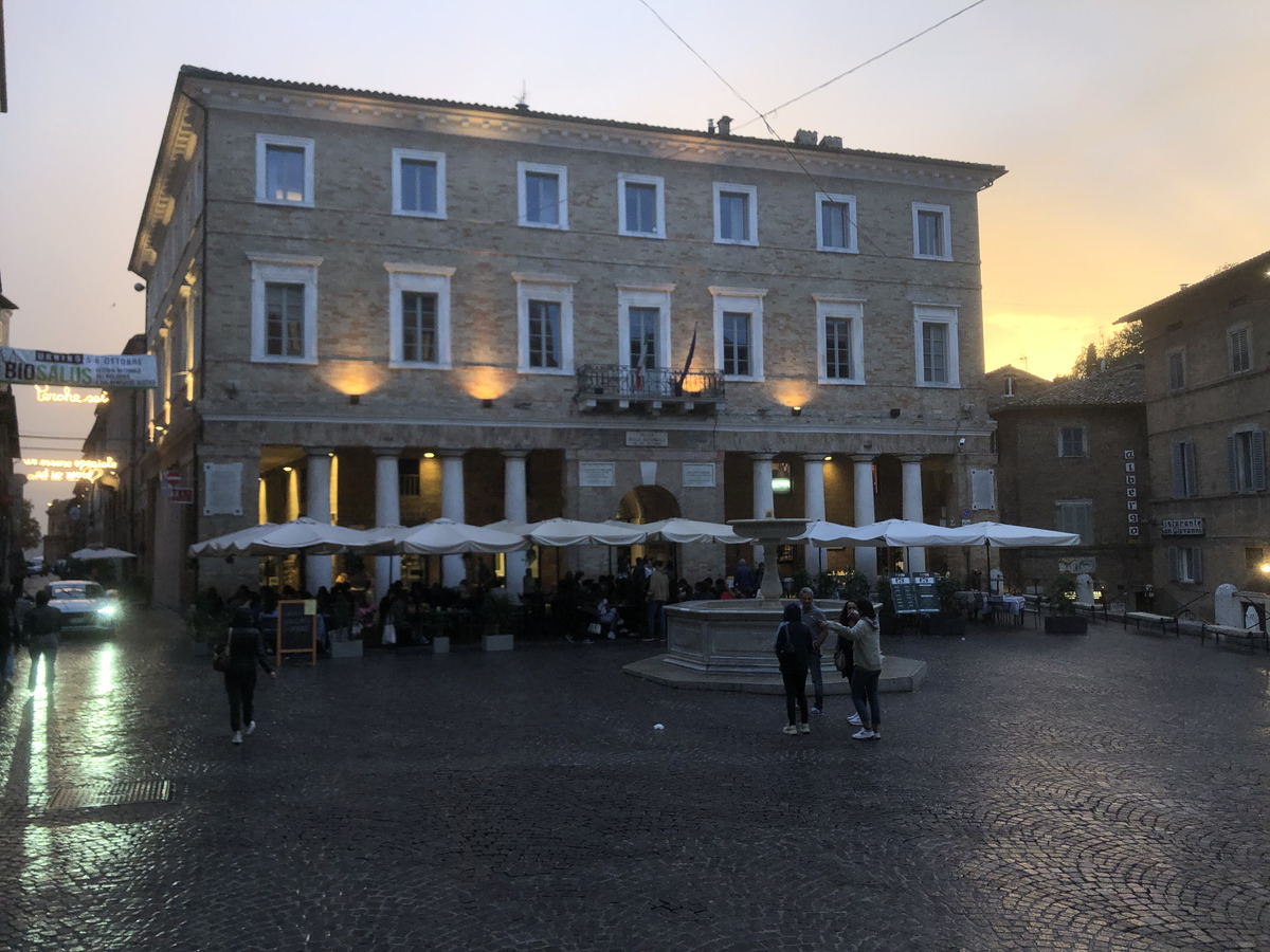 Picture Italy Urbino 2024-09 266 - Lands Urbino