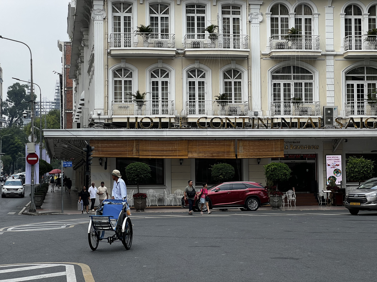 Picture Vietnam Saigon Continental Hotel 2024-01 5 - Rentals Continental Hotel