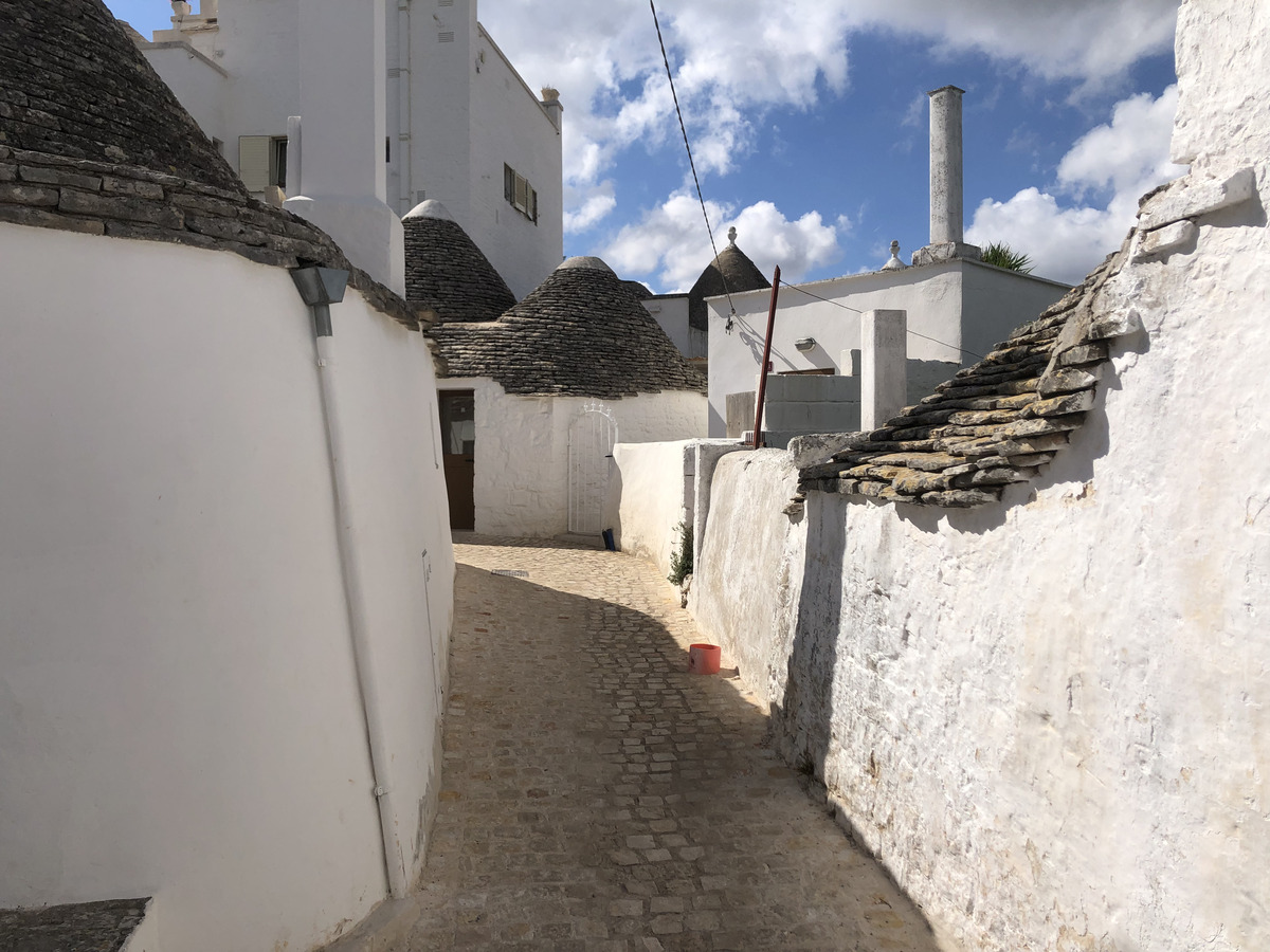 Picture Italy Alberobello 2024-09 50 - Weather Alberobello