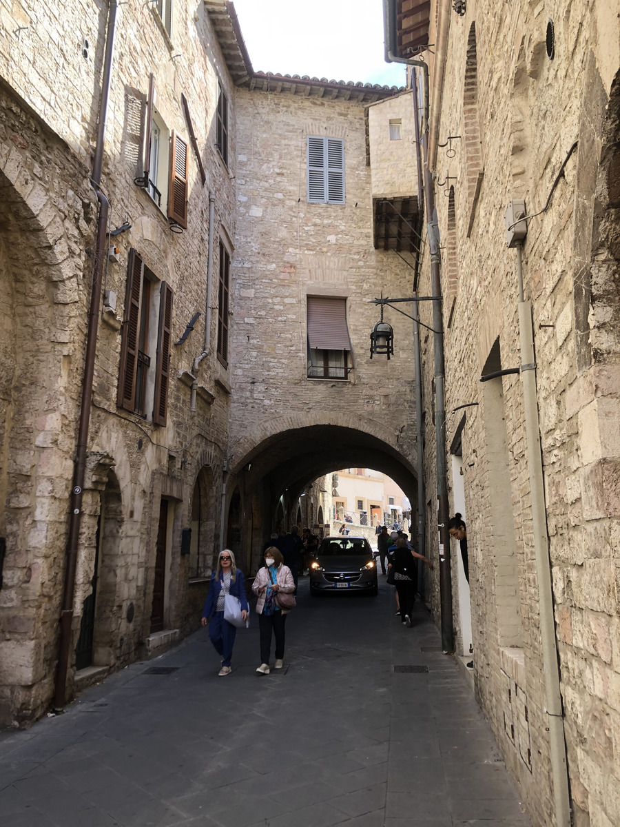 Picture Italy Assisi 2024-09 30 - Street Assisi