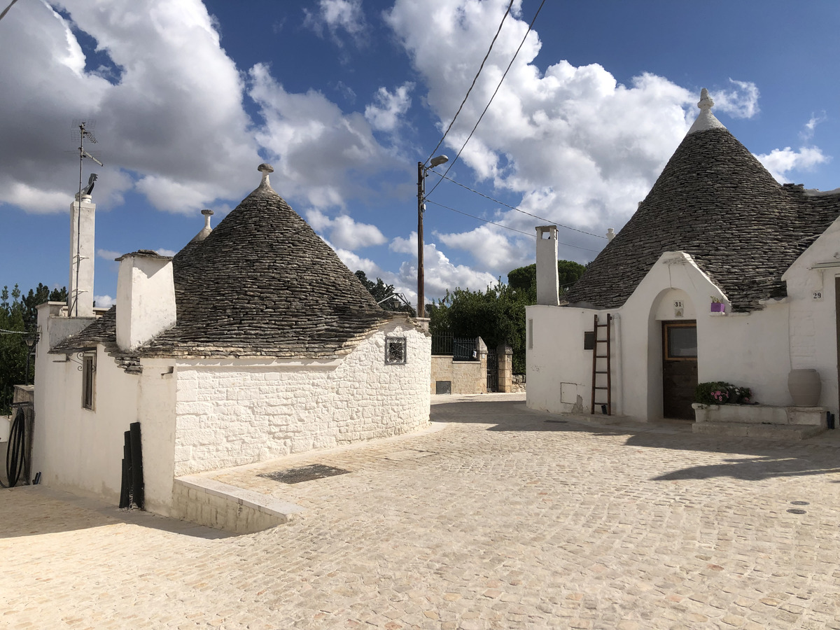 Picture Italy Alberobello 2024-09 92 - Summer Alberobello