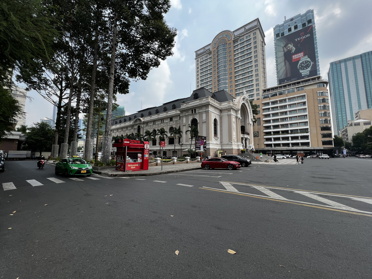 Picture Vietnam Saigon 2024-01 140 - Hotel Saigon