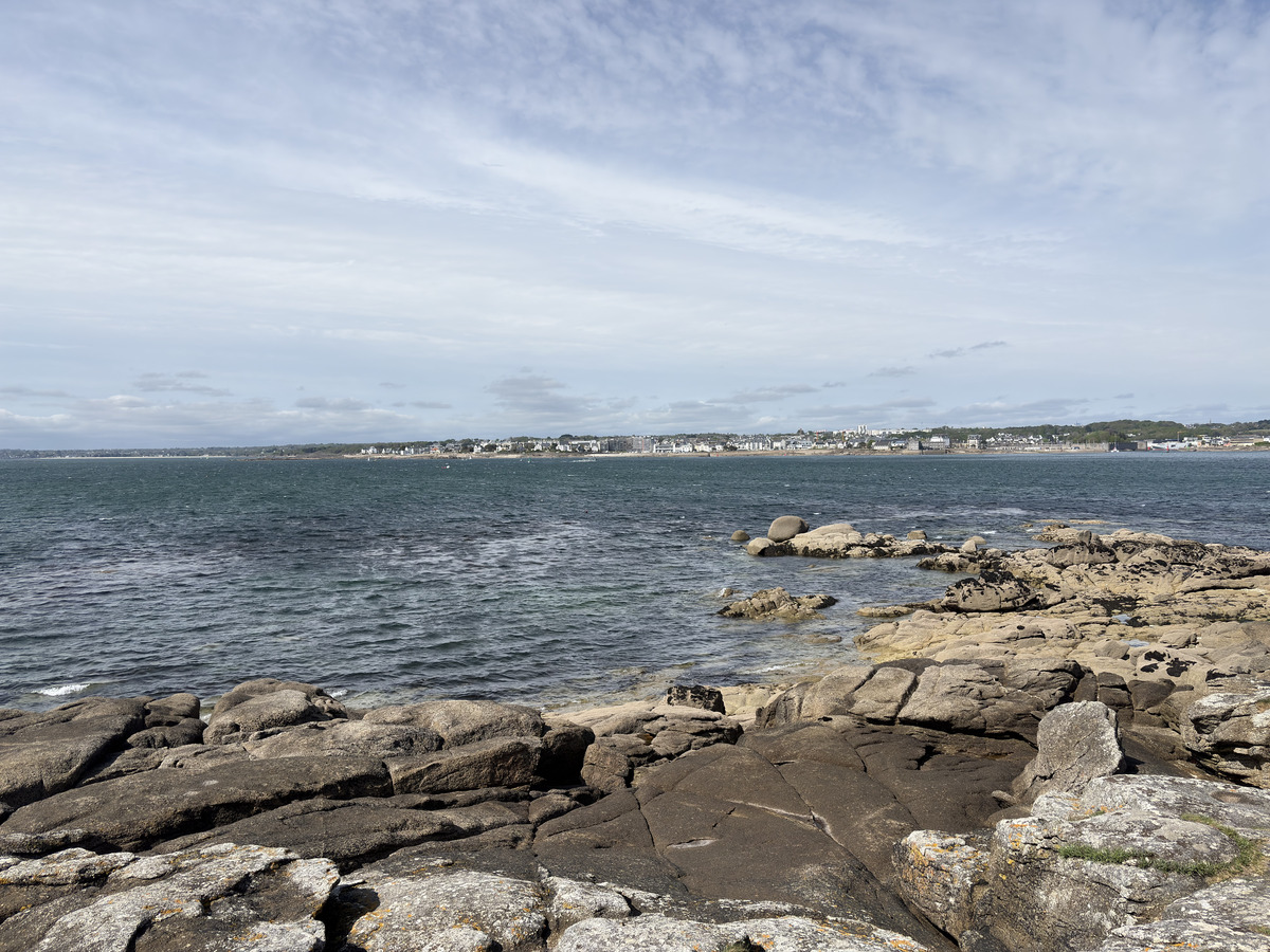 Picture France Concarneau 2026-04 38 - Saving Concarneau