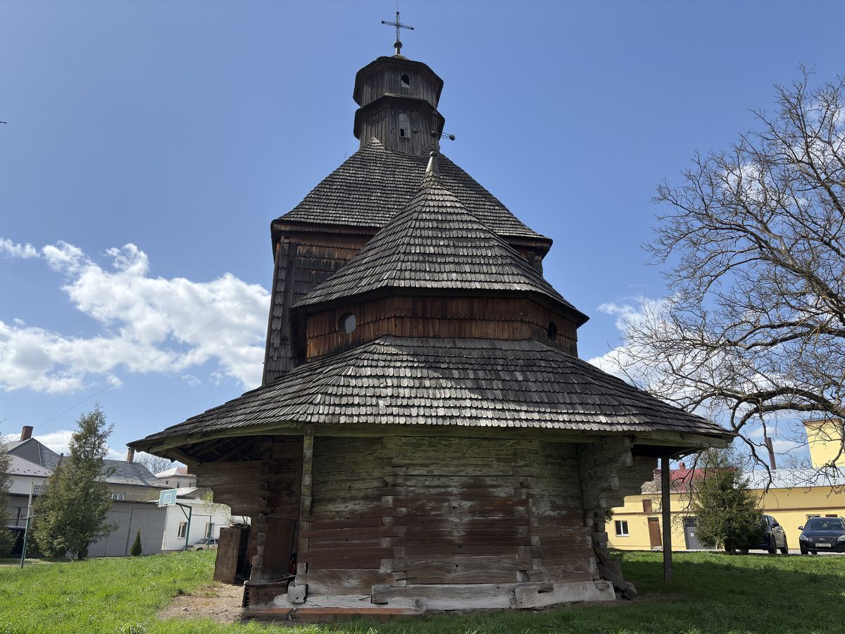 Picture Ukraine Drogobych St. George Wooden Church 2025-04 32 - Hotel Pools St. George Wooden Church
