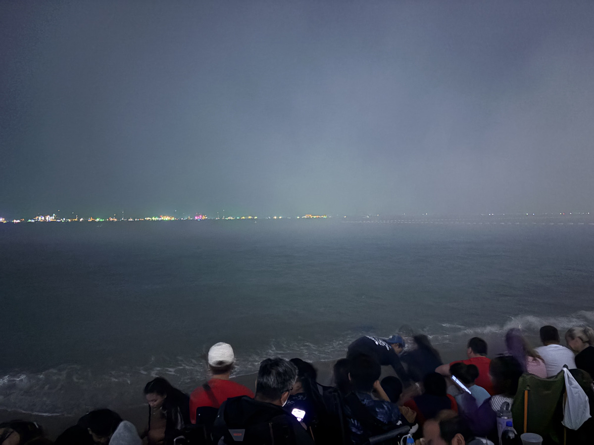 Picture Thailand Pattaya pattaya firework festival 2025-12 12 - Sunset pattaya firework festival