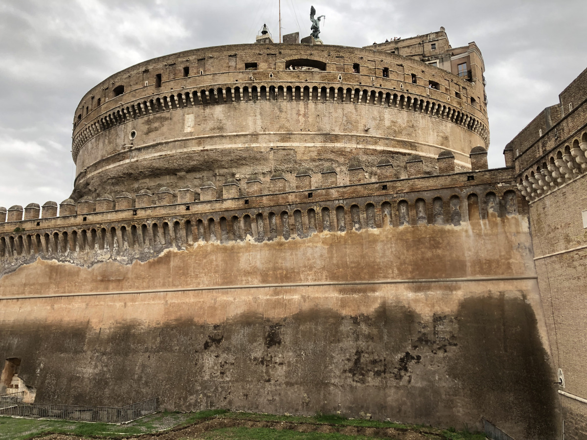 Picture Italy Rome 2024-09 23 - Winter Rome