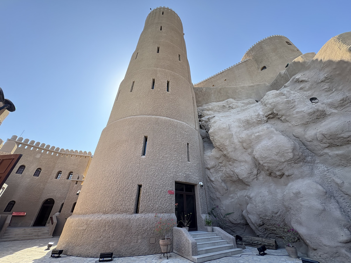 Picture Oman Mascate 2025-11 13 - Rentals Mascate