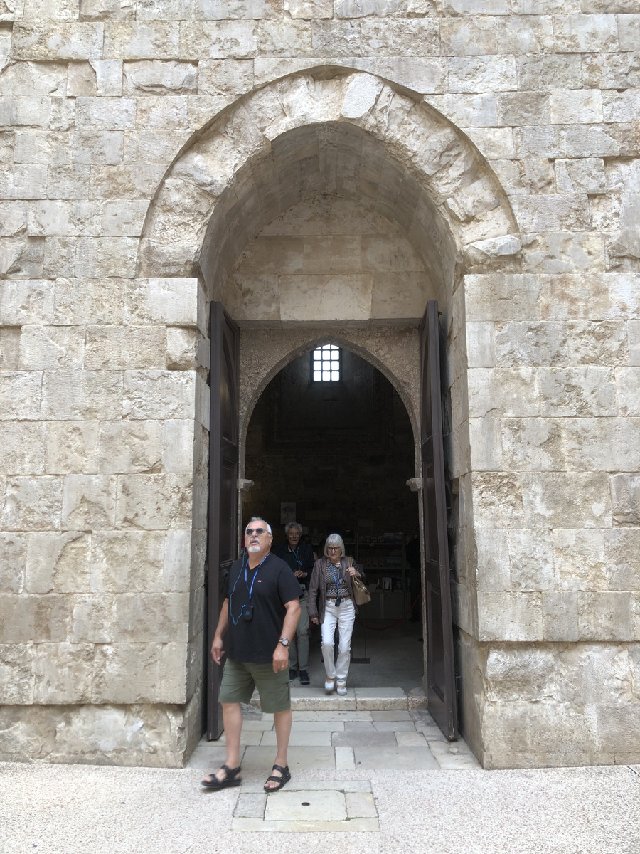 Picture Italy Castel del monte 2024-09 64 - Lakes Castel del monte