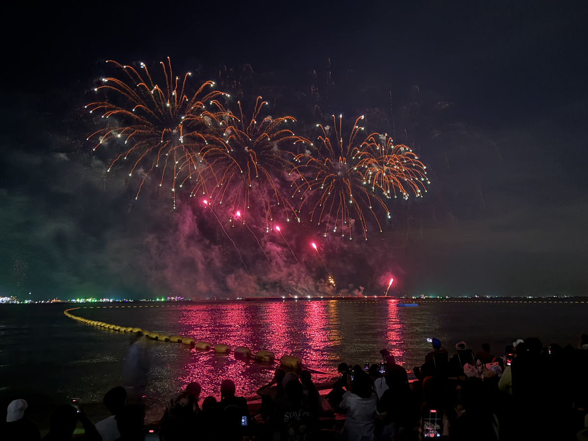 Picture Thailand Pattaya pattaya firework festival 2025-12 82 - Summer pattaya firework festival