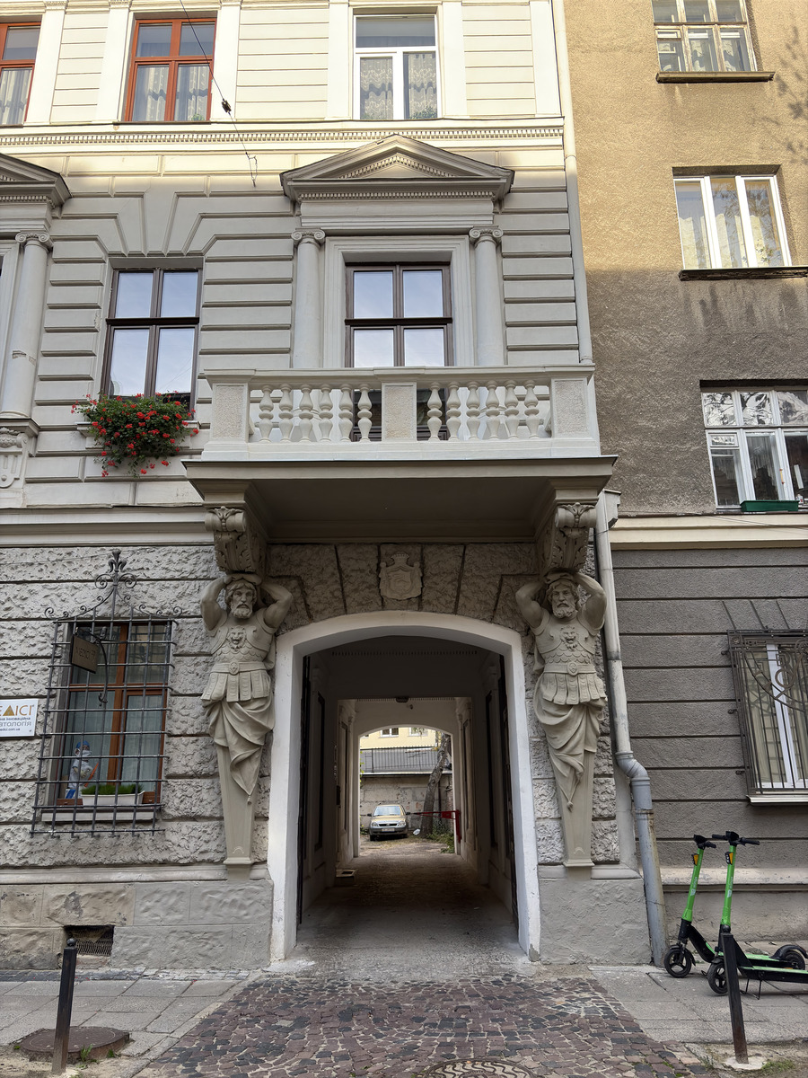 Picture Ukraine Lviv 2024-10 27 - City Sight Lviv
