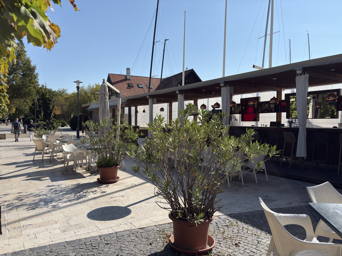 Picture Hungary Balaton Lake 2025-09 50 - Resorts Balaton Lake