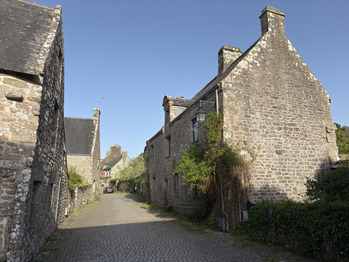 Picture France Locronan 2026-04 60 - Hotels Locronan