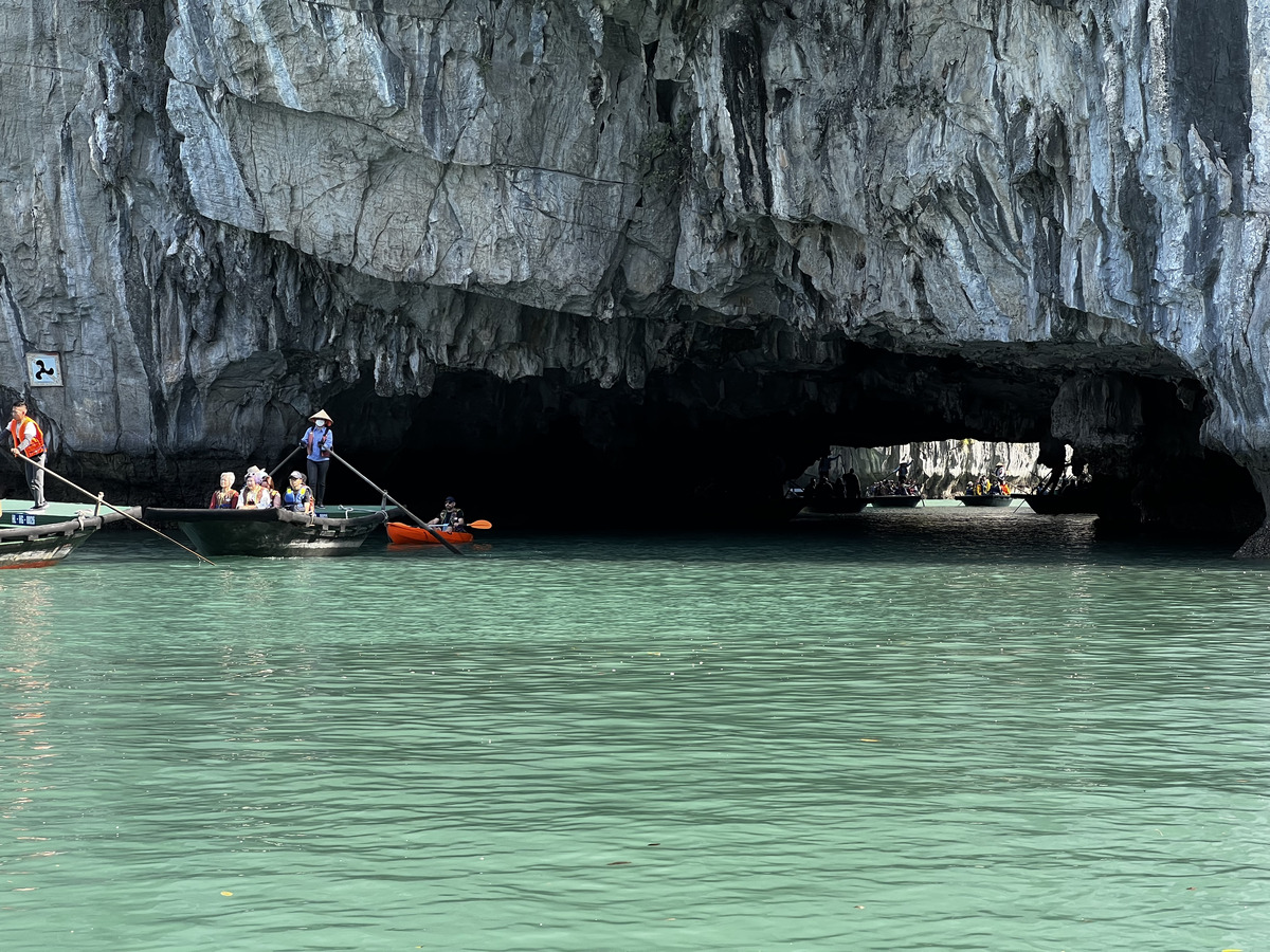 Picture Vietnam Ha Long Bay 2024-01 62 - Monuments Ha Long Bay