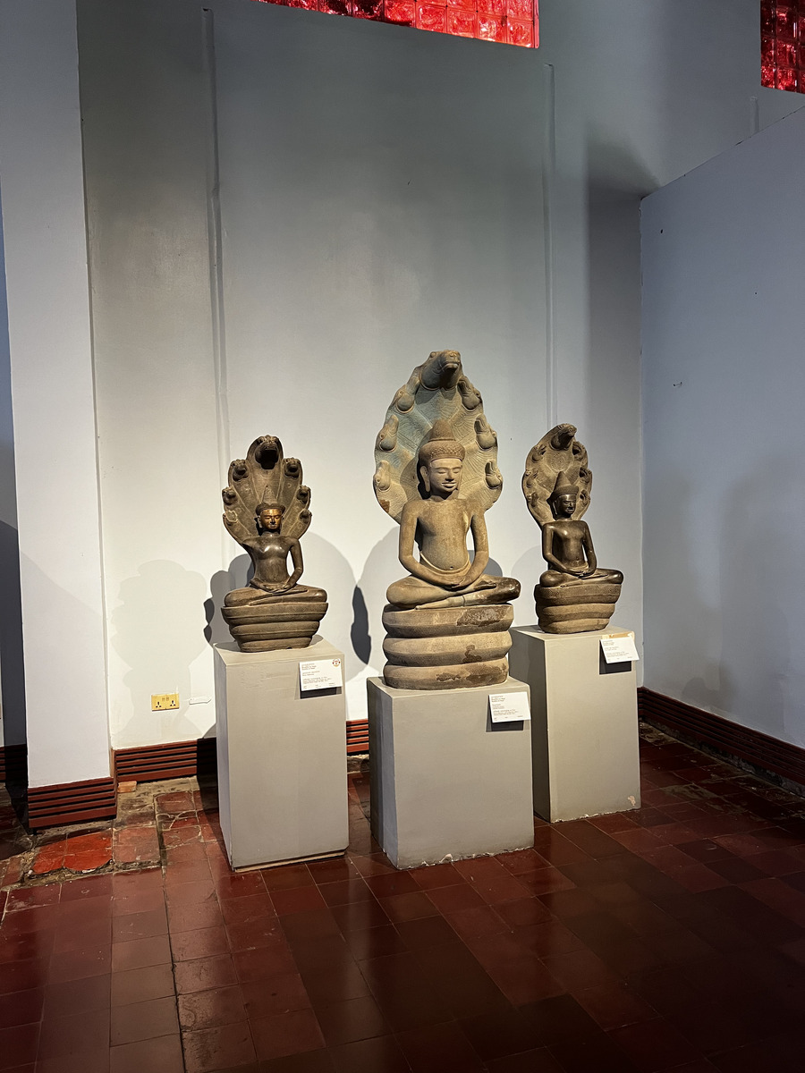 Picture Cambodia Phnom Penh Cambodia National Museum 2024-01 5 - Street Cambodia National Museum