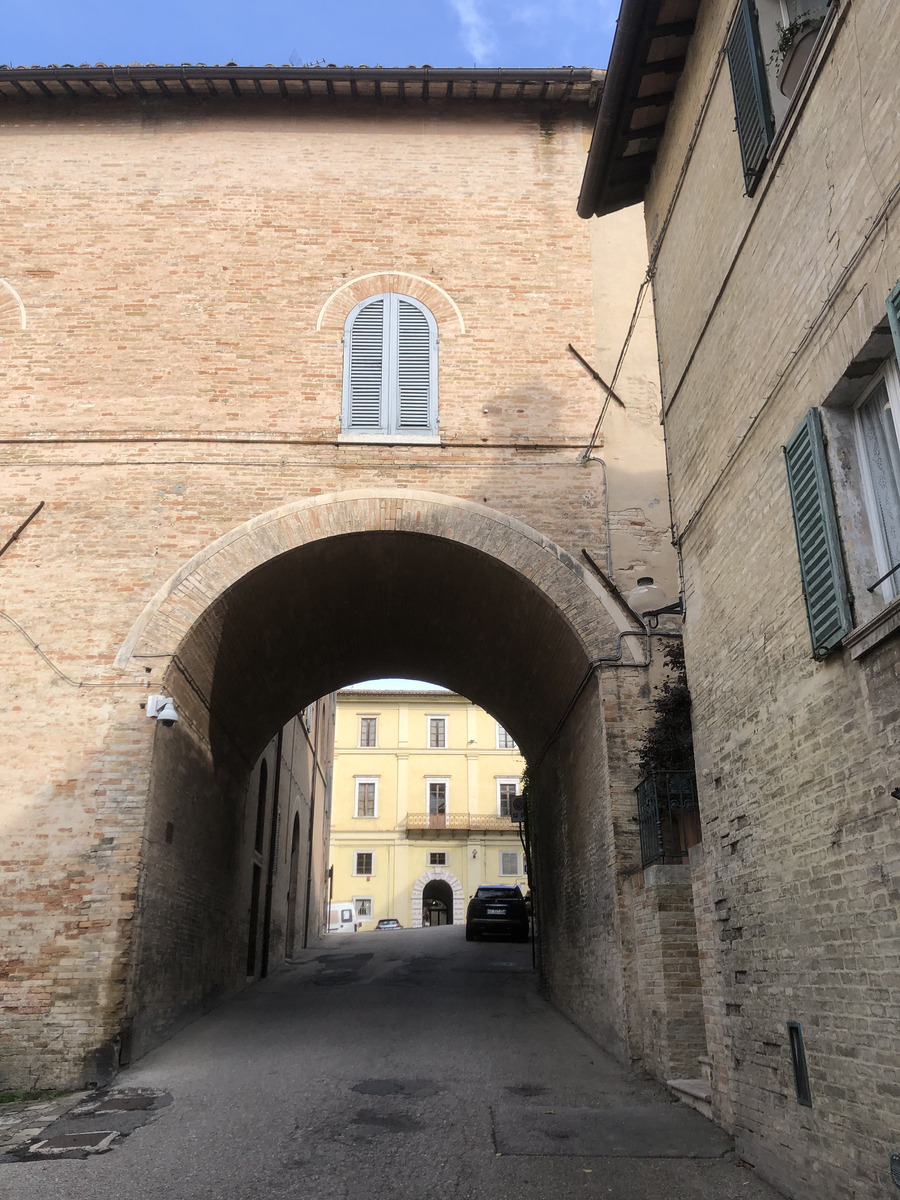 Picture Italy Urbino 2024-09 16 - Savings Urbino