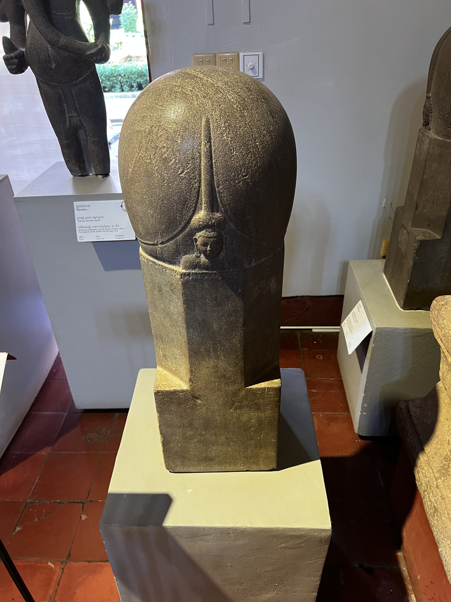 Picture Cambodia Phnom Penh Cambodia National Museum 2024-01 144 - Lakes Cambodia National Museum