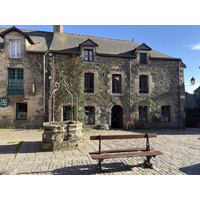 Picture France Rochefort en terre 2026-04 25 - Waterfall Rochefort en terre