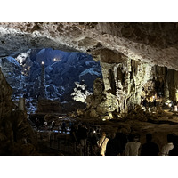 Picture Vietnam Ha Long Bay Sung Sot Cave 2024-01 69 - Monument Sung Sot Cave