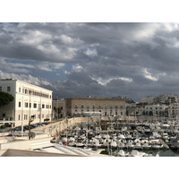 Picture Italy Trani 2024-09 75 - Waterfall Trani