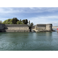 Picture France Concarneau Ville close 2026-04 84 - Sunrise Ville close