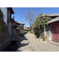 Picture China Lijiang 2026-01 643 - Shopping Lijiang